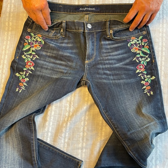 Driftwood Embroidered Jeans - Picture 3 of 14